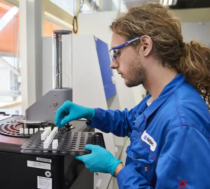 Amsterdam lab worker